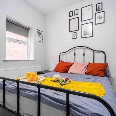バーミンガムModern Flat In Moseley With Free Parkingアパートメント エクステリア 写真