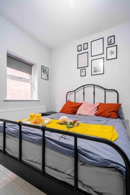 バーミンガムModern Flat In Moseley With Free Parkingアパートメント エクステリア 写真