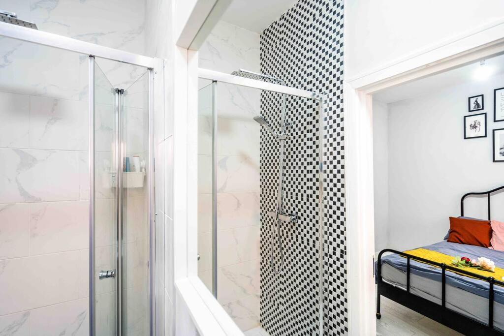 バーミンガムModern Flat In Moseley With Free Parkingアパートメント エクステリア 写真