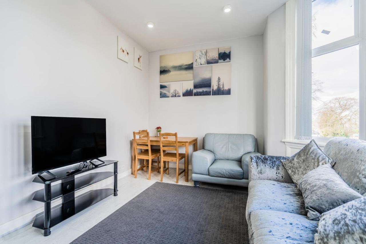 バーミンガムModern Flat In Moseley With Free Parkingアパートメント エクステリア 写真